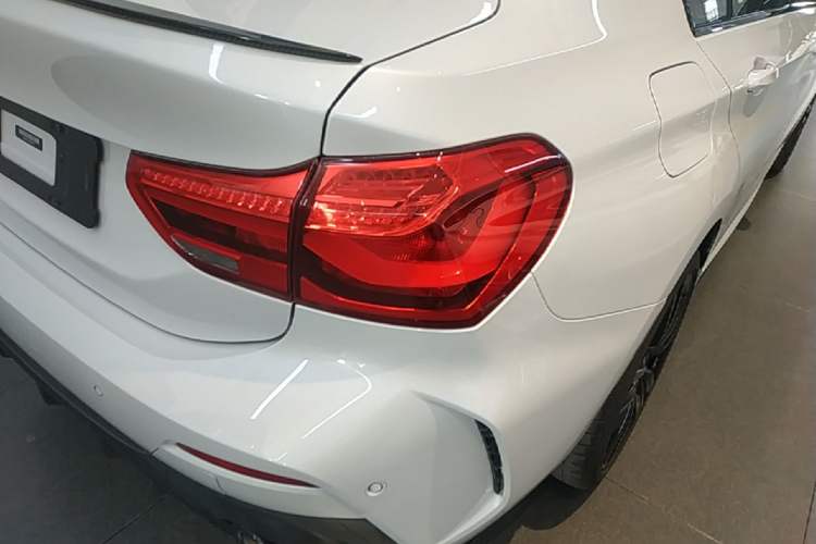 Used BMW 1 Series 2021 125i M Sport Night Edition Right Rear Taillight