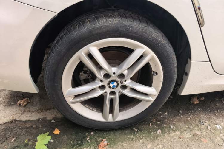 Used BMW 1 Series 2021 120i M Sport Night Edition Right Rear Wheel Hub