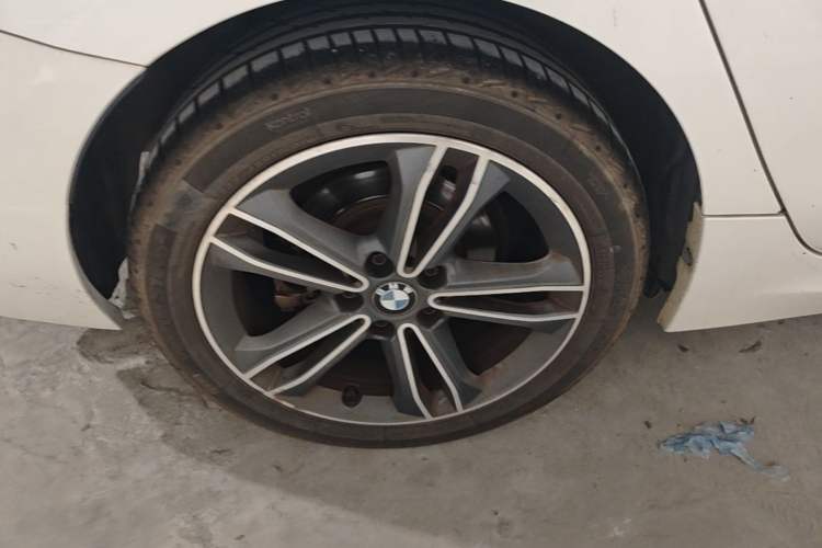 Used BMW 1 Series 2021 120i M Sport Edition Right Rear Wheel Hub
