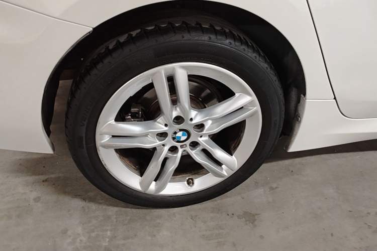 Used BMW 1 Series 2021 Revised 120i M Sport Night Edition Right Rear Wheel Hub
