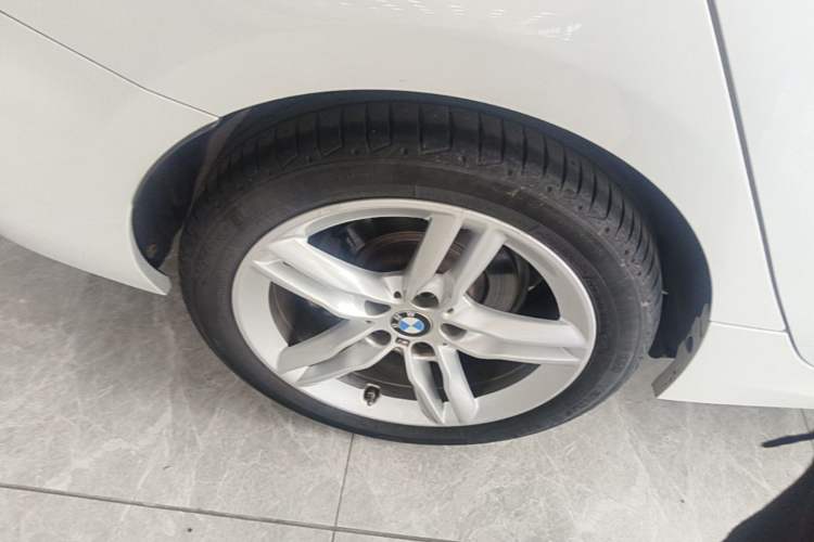 Used BMW 1 Series 2021 Revised 120i M Sport Night Edition Right Rear Wheel Hub