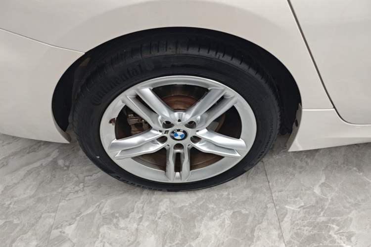 Used BMW 1 Series 2021 120i M Sport Night Edition Right Rear Wheel Hub