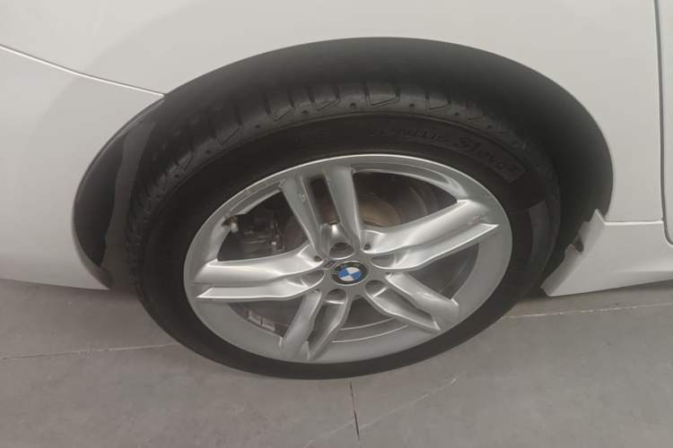 Used BMW 1 Series 2021 Revised 120i M Sport Night Edition Right Rear Wheel Hub
