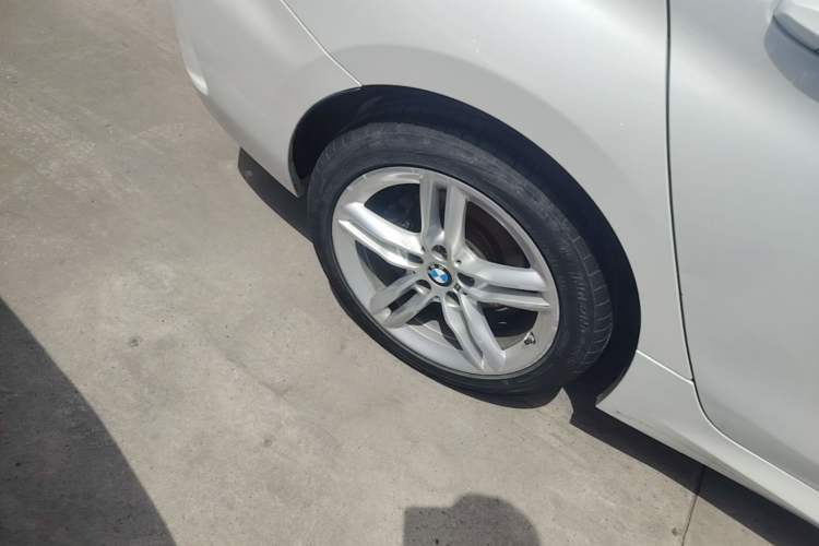 Used BMW 1 Series 2021 Revised 120i M Sport Night Edition Right Rear Wheel Hub