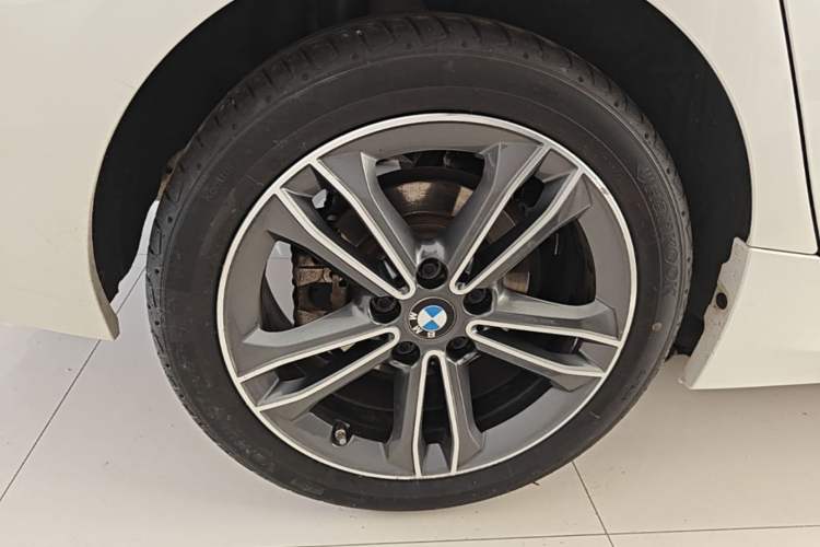 Used BMW 1 Series 2021 120i M Sport Edition Right Rear Wheel Hub