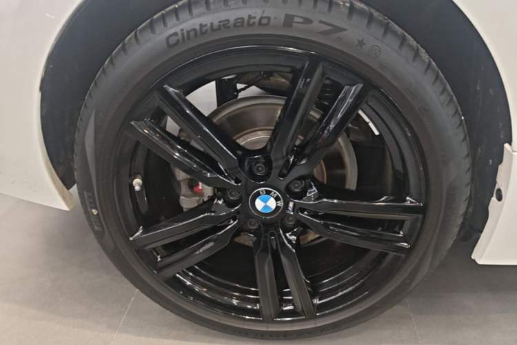 Used BMW 1 Series 2021 Restyled 125i M Sport Night Edition Right Rear Wheel Hub