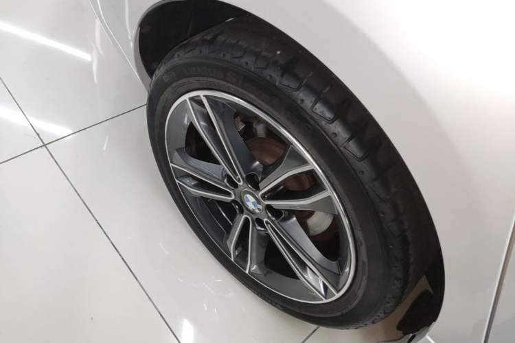 Used BMW 1 Series 2021 120i M Sport Edition Right Rear Wheel Hub