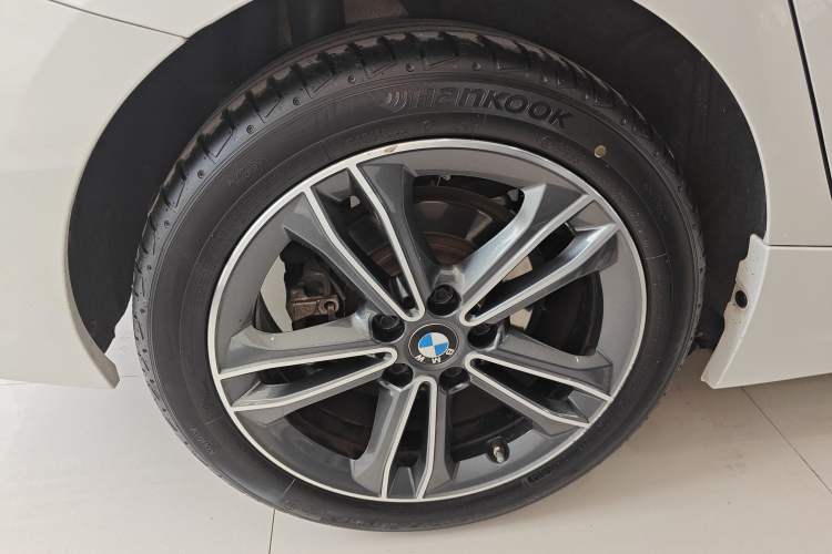 Used BMW 1 Series 2021 120i M Sport Edition Right Rear Wheel Hub