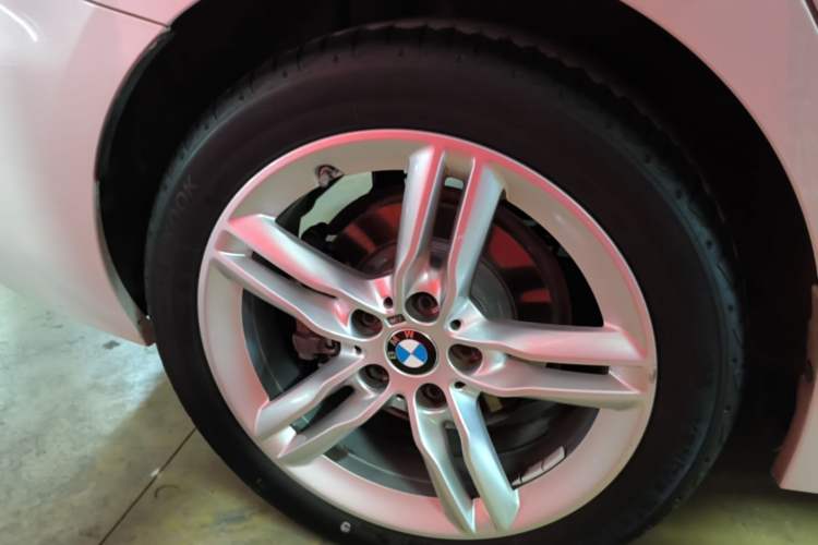 Used BMW 1 Series 2021 Revised 120i M Sport Night Edition Right Rear Wheel Hub