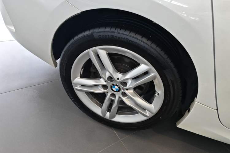 Used BMW 1 Series 2021 Revised 120i M Sport Night Edition Right Rear Wheel Hub