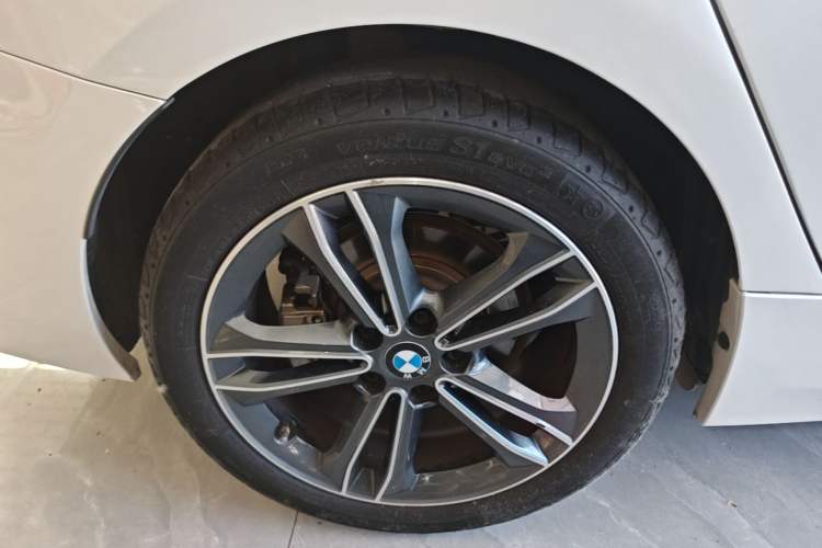 Used BMW 1 Series 2021 Revised 120i M Sport Edition Right Rear Wheel Hub