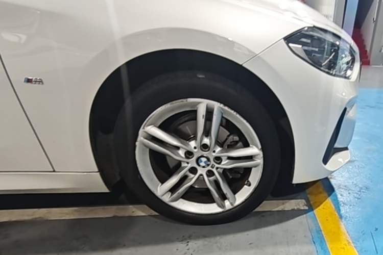 Used BMW 1 Series 2021 Revised 120i M Sport Night Edition Right Rear Wheel Hub