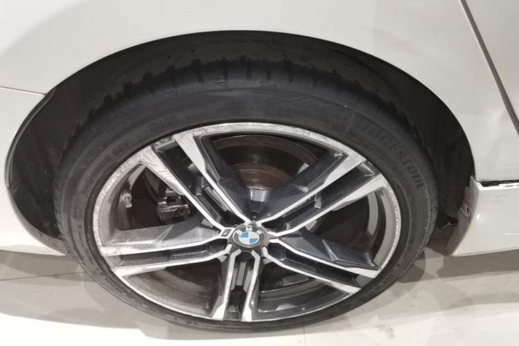 Used BMW 1 Series 2021 125i M Sport Night Edition Right Rear Wheel Hub