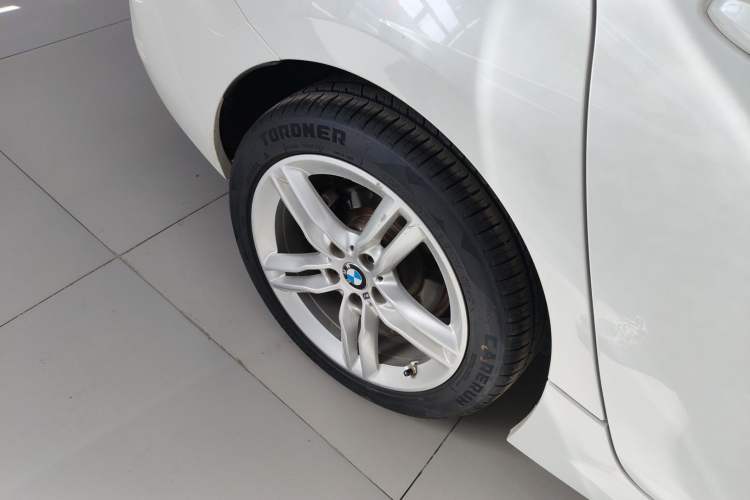 Used BMW 1 Series 2021 120i M Sport Night Edition Right Rear Wheel Hub