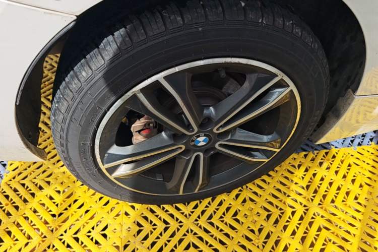 Used BMW 1 Series 2021 120i M Sport Edition Right Rear Wheel Hub