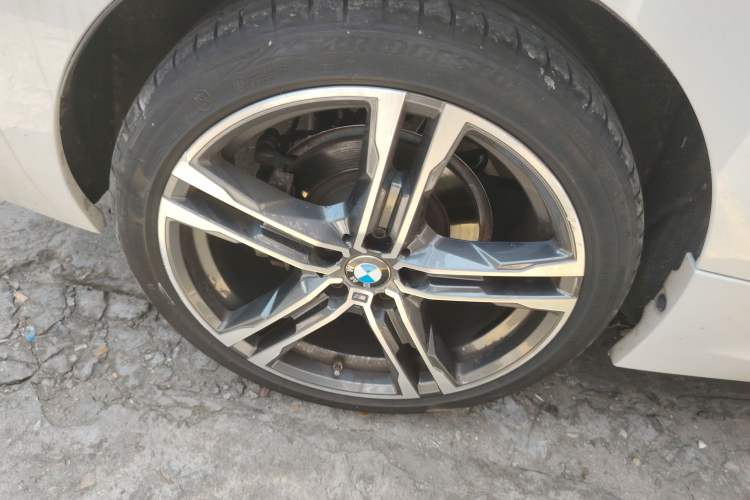 Used BMW 1 Series 2021 Restyled 125i M Sport Night Edition Right Rear Wheel Hub