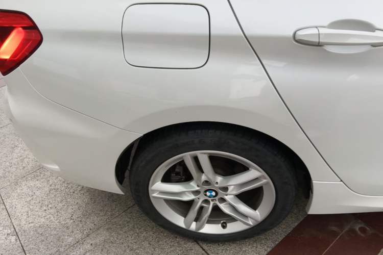 Used BMW 1 Series 2021 120i M Sport Night Edition Right Rear Wheel Hub