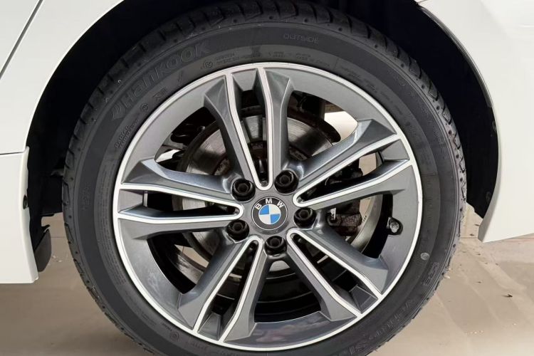 Used BMW 1 Series 2021 120i M Sport Edition Right Rear Wheel Hub