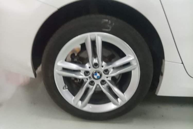 Used BMW 1 Series 2021 120i M Sport Night Edition Right Rear Wheel Hub