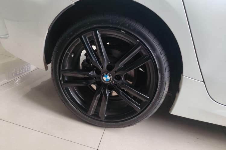 Used BMW 1 Series 2021 125i M Sport Night Edition Right Rear Wheel Hub
