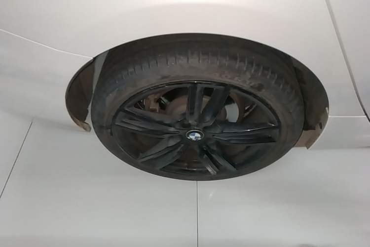 Used BMW 1 Series 2021 125i M Sport Night Edition Right Rear Wheel Hub