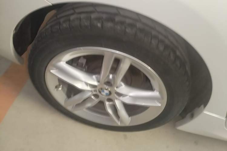 Used BMW 1 Series 2021 120i M Sport Night Edition Right Rear Wheel Hub