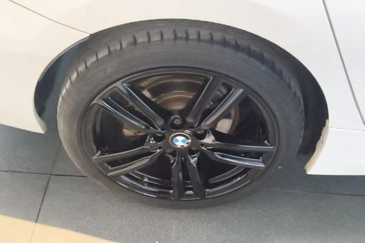 Used BMW 1 Series 2021 125i M Sport Night Edition Right Rear Wheel Hub