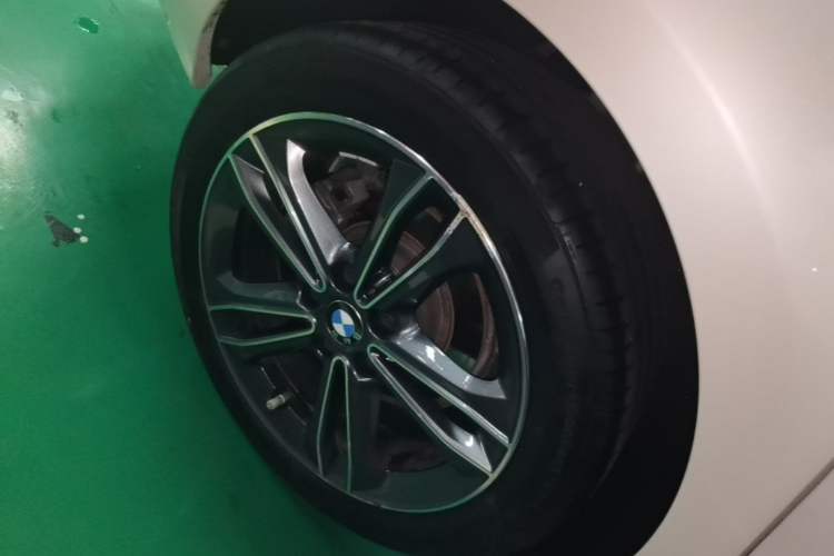 Used BMW 1 Series 2021 Revised 120i M Sport Edition Right Rear Wheel Hub