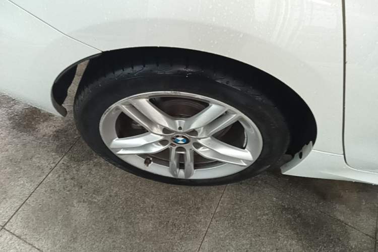 Used BMW 1 Series 2021 120i M Sport Night Edition Right Rear Wheel Hub