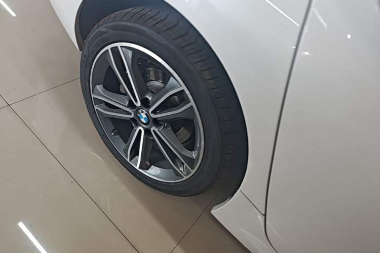 Used BMW 1 Series 2021 Revised 120i M Sport Edition Right Rear Wheel Hub