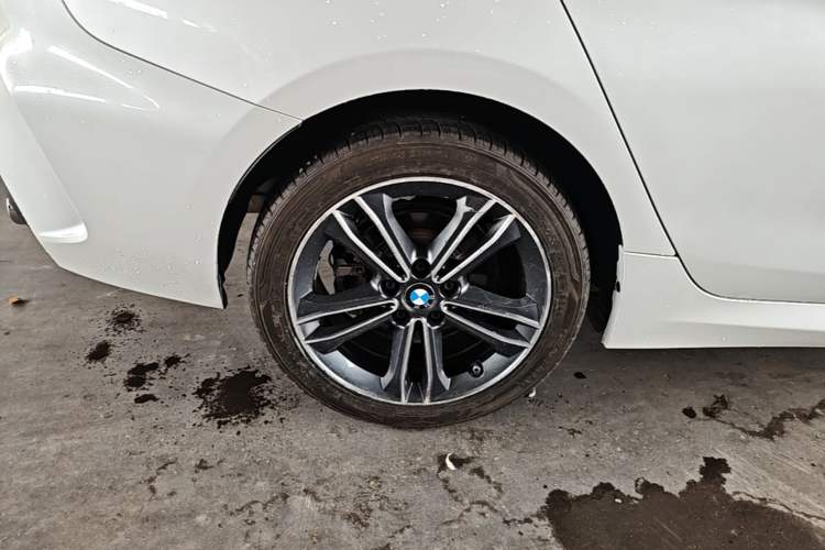 Used BMW 1 Series 2021 120i M Sport Edition Right Rear Wheel Hub