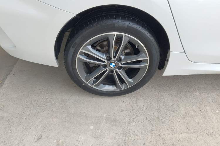 Used BMW 1 Series 2021 120i M Sport Edition Right Rear Wheel Hub