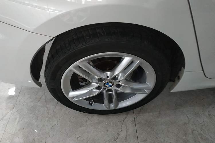 Used BMW 1 Series 2021 Revised 120i M Sport Night Edition Right Rear Wheel Hub