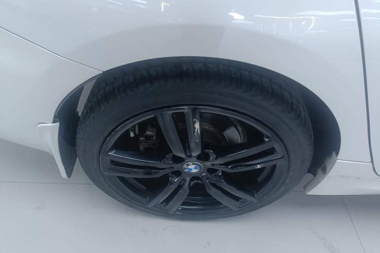 Used BMW 1 Series 2021 125i M Sport Night Edition Right Rear Wheel Hub