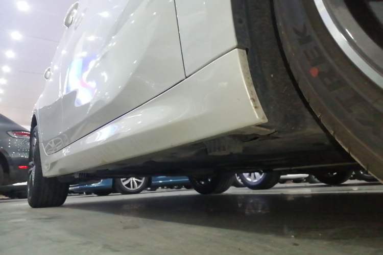 Used BMW 1 Series 2021 125i M Sport Night Edition Right Side Sill