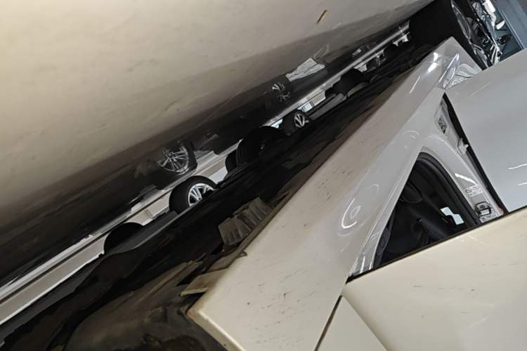 Used BMW 1 Series 2021 Revised 120i M Sport Edition Right Side Sill