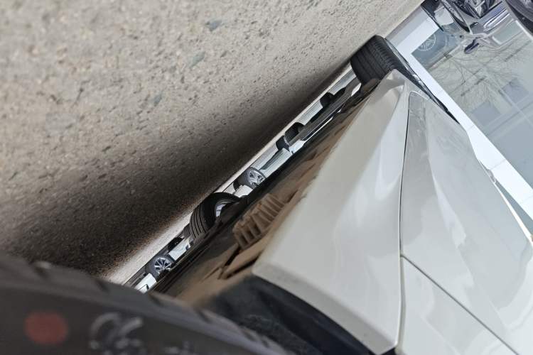 Used BMW 1 Series 2021 120i M Sport Night Edition Right Side Sill