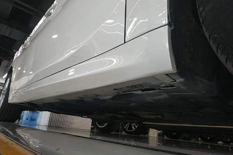 Used BMW 1 Series 2021 120i M Sport Night Edition Right Side Sill