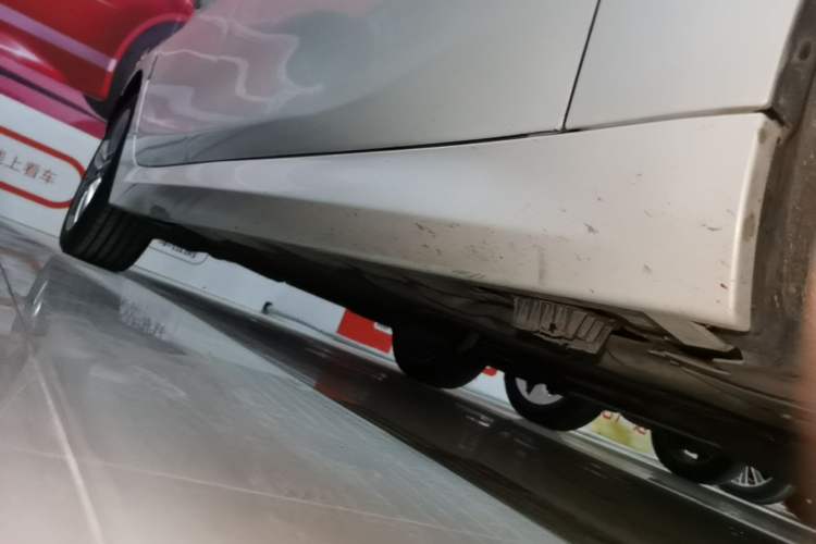 Used BMW 1 Series 2021 120i M Sport Night Edition Right Side Sill