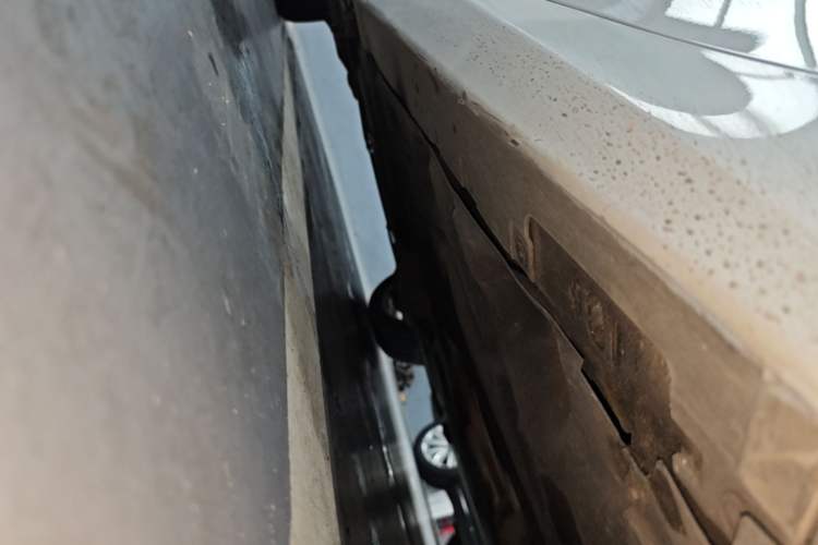 Used BMW 1 Series 2021 Revised 120i M Sport Night Edition Right Side Sill