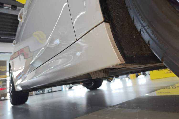 Used BMW 1 Series 2021 Restyled 125i M Sport Night Edition Right Side Sill