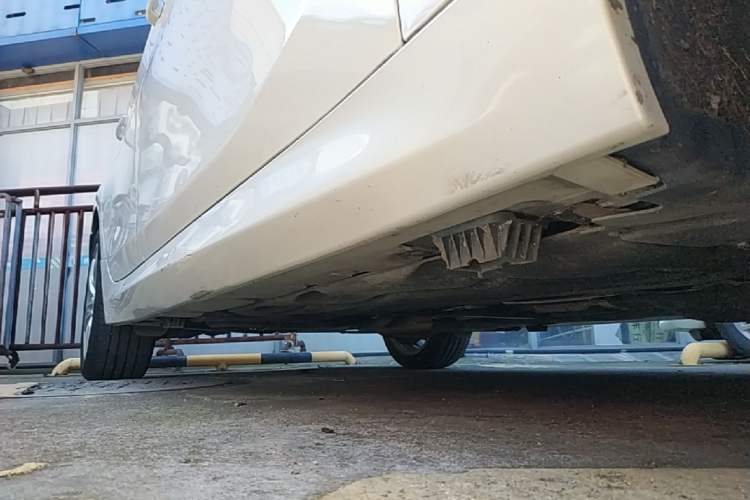 Used BMW 1 Series 2021 Revised 120i M Sport Night Edition Right Side Sill