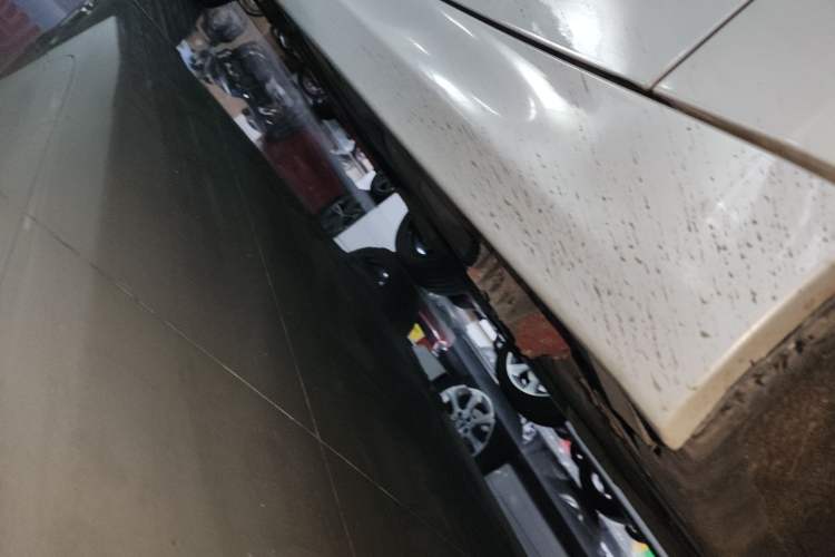 Used BMW 1 Series 2021 125i M Sport Night Edition Right Side Sill