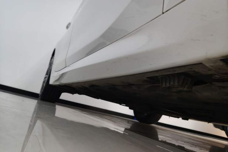 Used BMW 1 Series 2021 120i M Sport Edition Right Side Sill