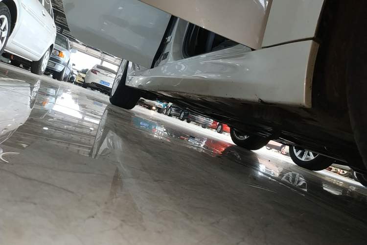 Used BMW 1 Series 2021 Revised 120i M Sport Night Edition Right Side Sill