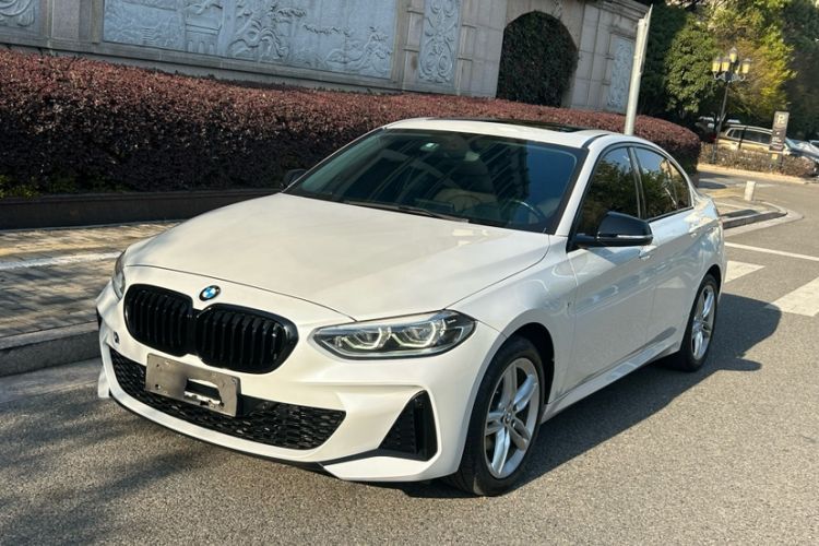 Used BMW 1 Series 2021 120i M Sport Night Edition Guazi used car, China used car export, Used car for sale, Used  cars, Cheapest cars for sale