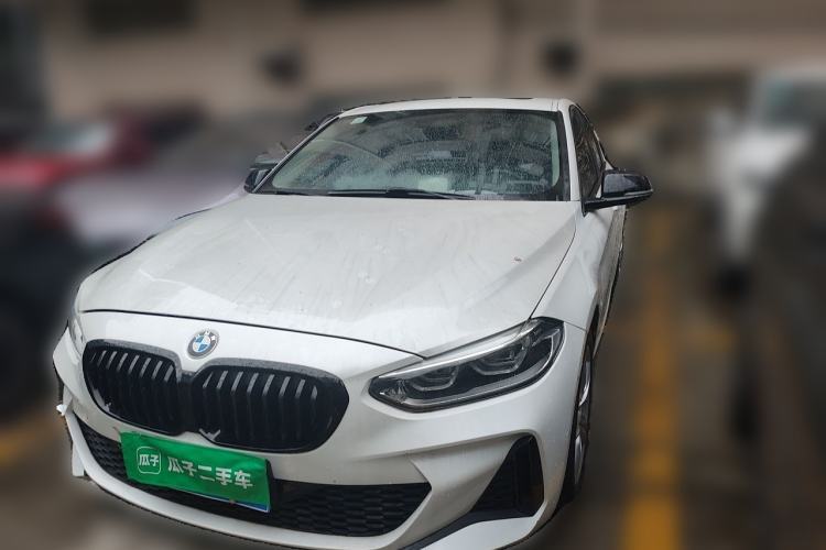 Used BMW 1 Series 2021 120i M Sport Night Edition Guazi used car, China used car export, Used car for sale, Used cars, Cheapest cars for sale