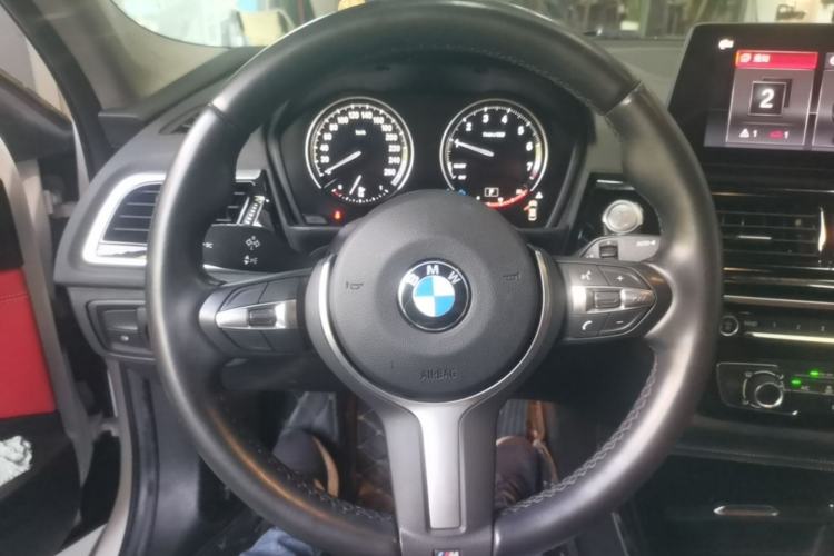Used BMW 1 Series 2021 Restyled 125i M Sport Night Edition Steering Wheel