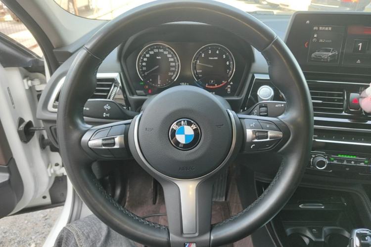 Used BMW 1 Series 2021 Restyled 125i M Sport Night Edition Steering Wheel