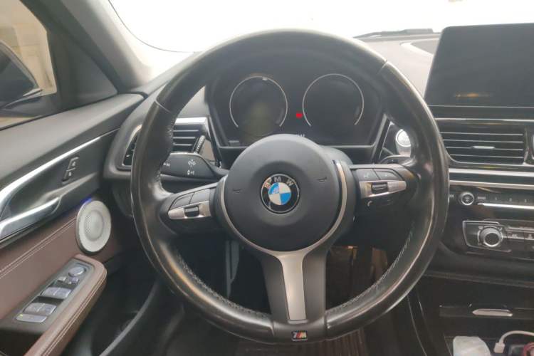 Used BMW 1 Series 2021 Restyled 125i M Sport Night Edition Steering Wheel